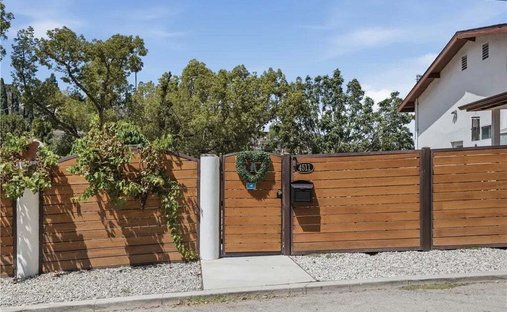 Condo in Los Angeles, California, United States 1
