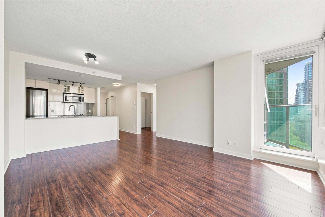 Condo in Vancouver, British Columbia, Canada 5 - 18644077