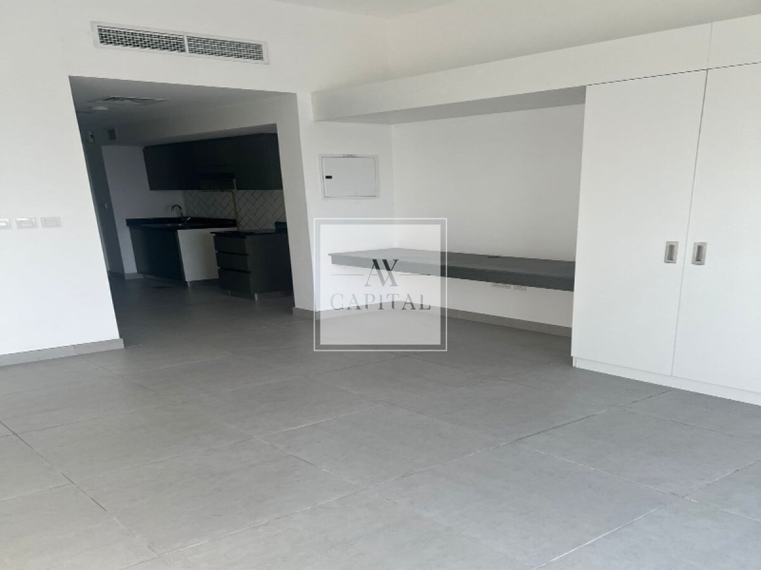 Apartment in Al Barsha South 5, Al Barsha, Dubai 1 - 18647848