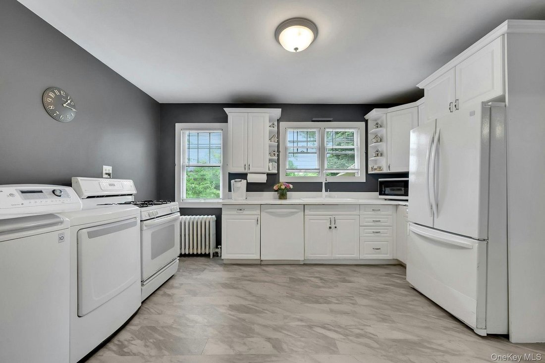 Co Op in New York, New York, United States 1 - 18602308