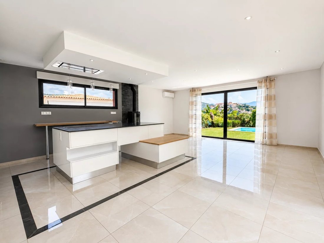 Casa a Nizza, Provenza-Alpi-Costa Azzurra, Francia 2 - 17333947