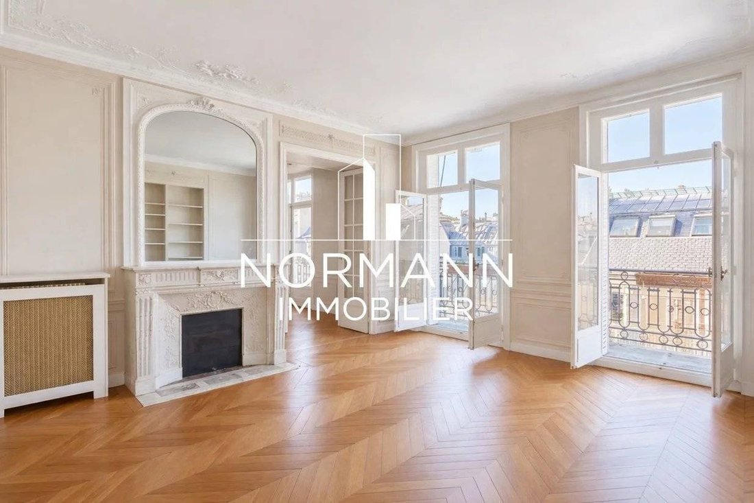 Appartement à Saint Philippe du Roule, Paris 8e Arrondissement, Paris 1 - 17686516