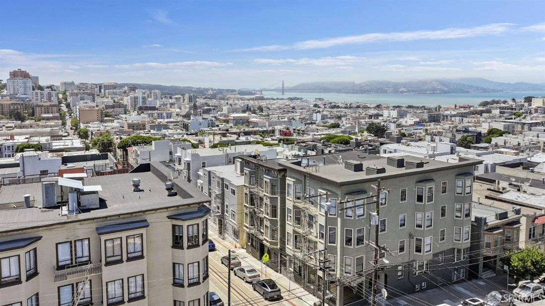 San Francisco, California, United States 5 - 18645422