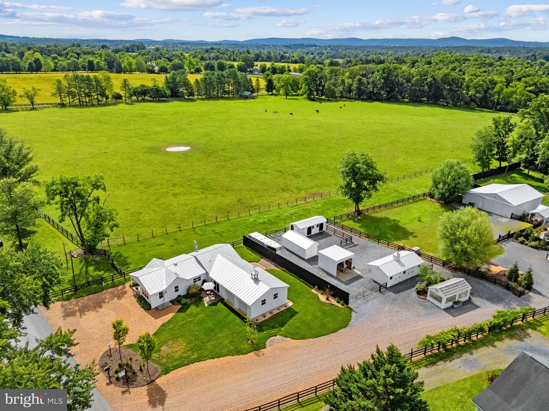 House in Middleburg, Virginia, United States 1 - 18644912