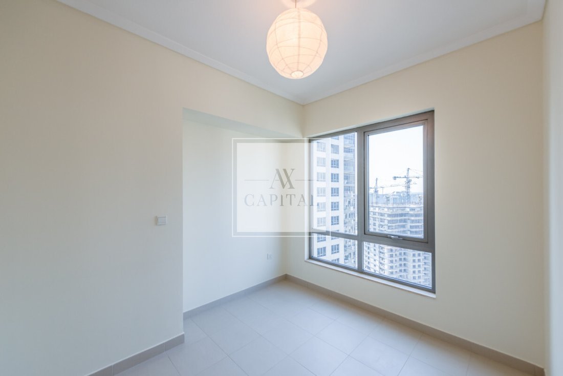 Apartment in Ud al Bayda, Dubai, United Arab Emirates 4 - 18647835