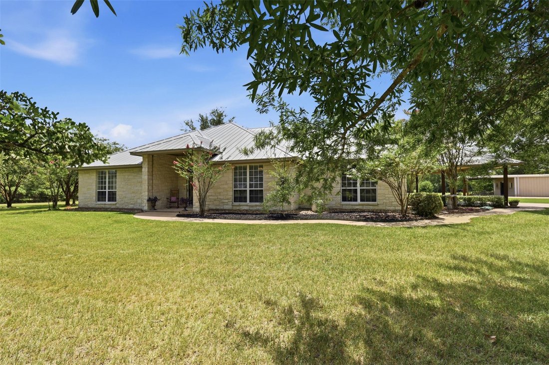 House in Wixon Valley, Texas, United States 4 - 18647160