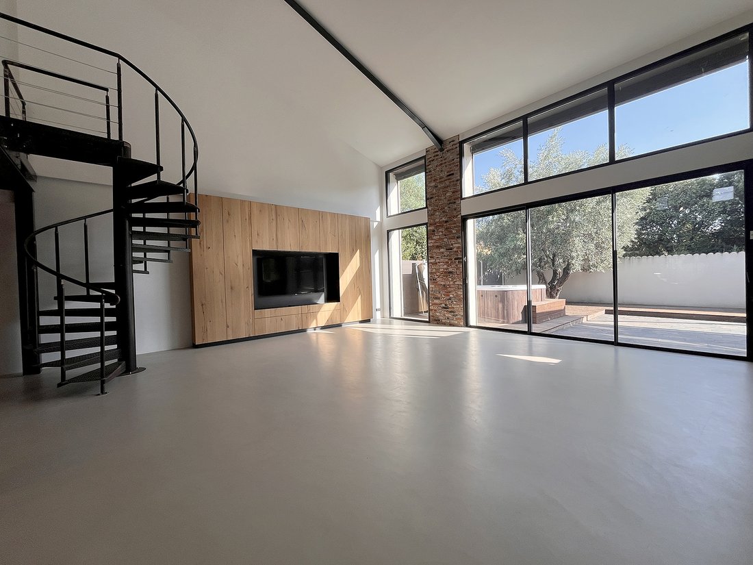 Villa in Zone Rurale Nord, Carpentras, France 2 - 18642326