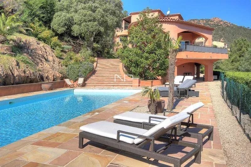 Villa in Théoule-sur-Mer, Provence-Alpes-Côte d'Azur, France 3 - 18647639