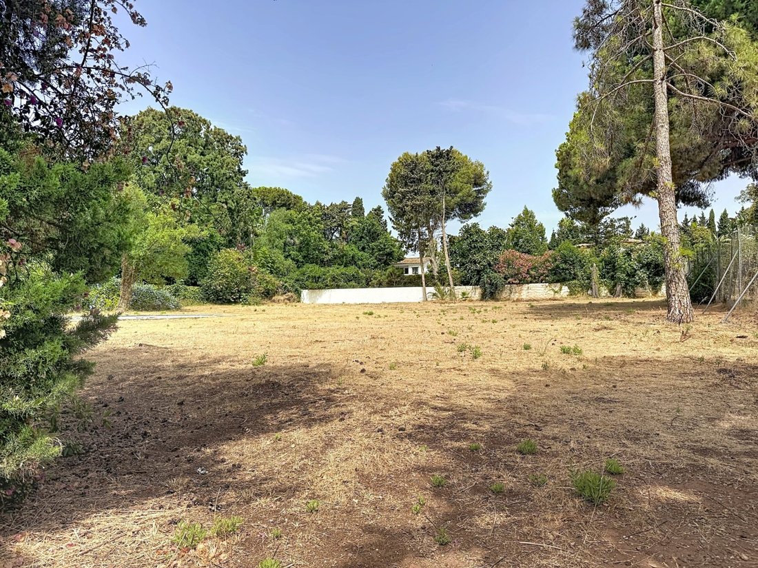 Land in Guadalmina Baja, San Pedro de Alcantara, Spain 3 - 18645729