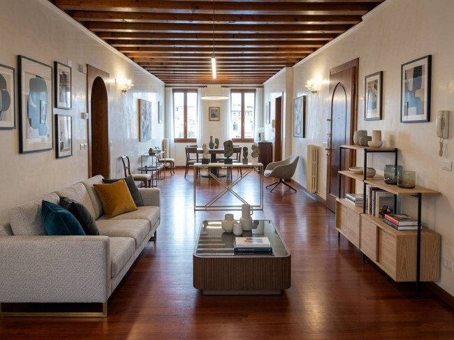 Apartment in Cathedral - Piazza dei Signori, Treviso, Italy 1 - 16555744