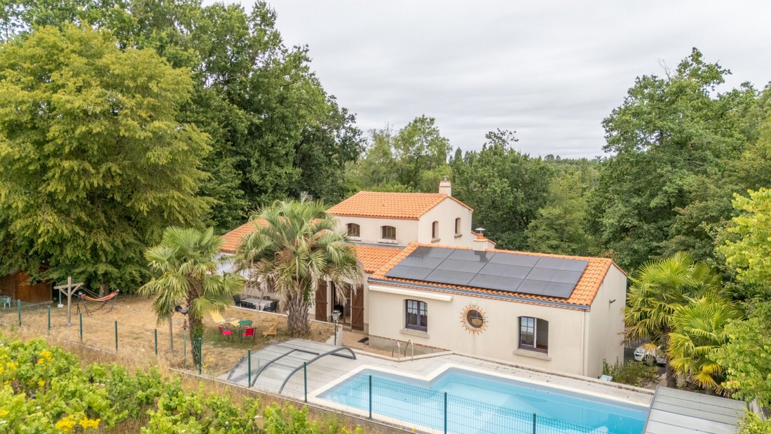 House in Saint-Fiacre-sur-Maine, Pays de la Loire, France 1 - 18642306