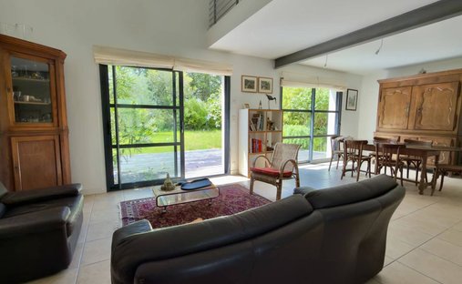 House in Larmor-Baden, Brittany, France 1