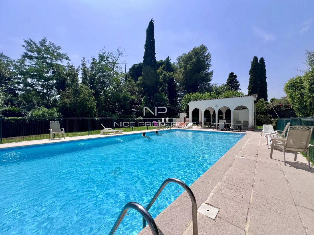 Villa in Pont d'Avril-L'Abadie, Cannes, France 4 - 18647629