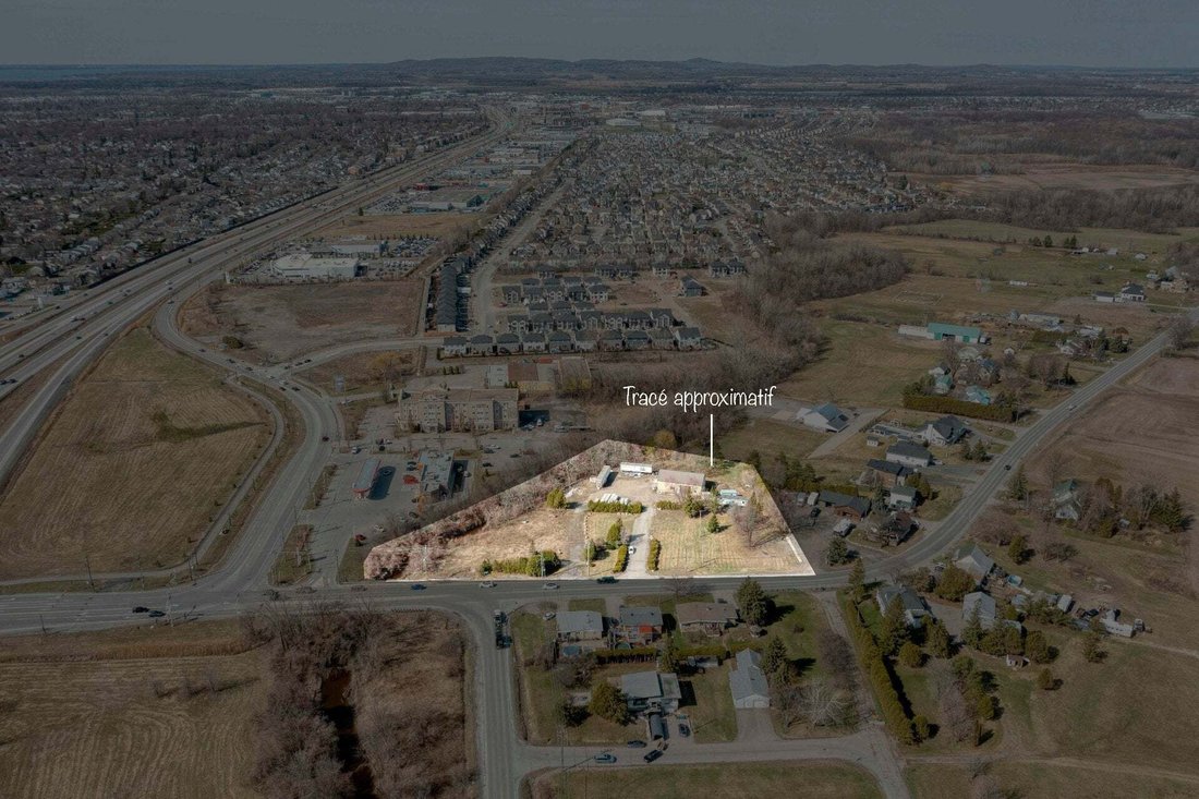 Land in Saint-Eustache, Quebec, Canada 2 - 18643675