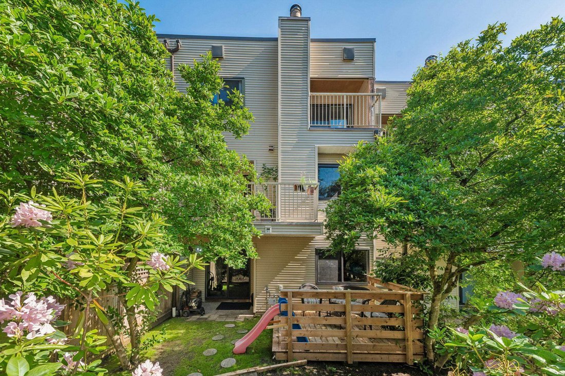 Townhouse in Coquitlam, British Columbia, Canada 1 - 18643931
