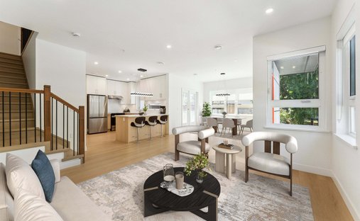 Condo in North Vancouver, British Columbia, Canada 1