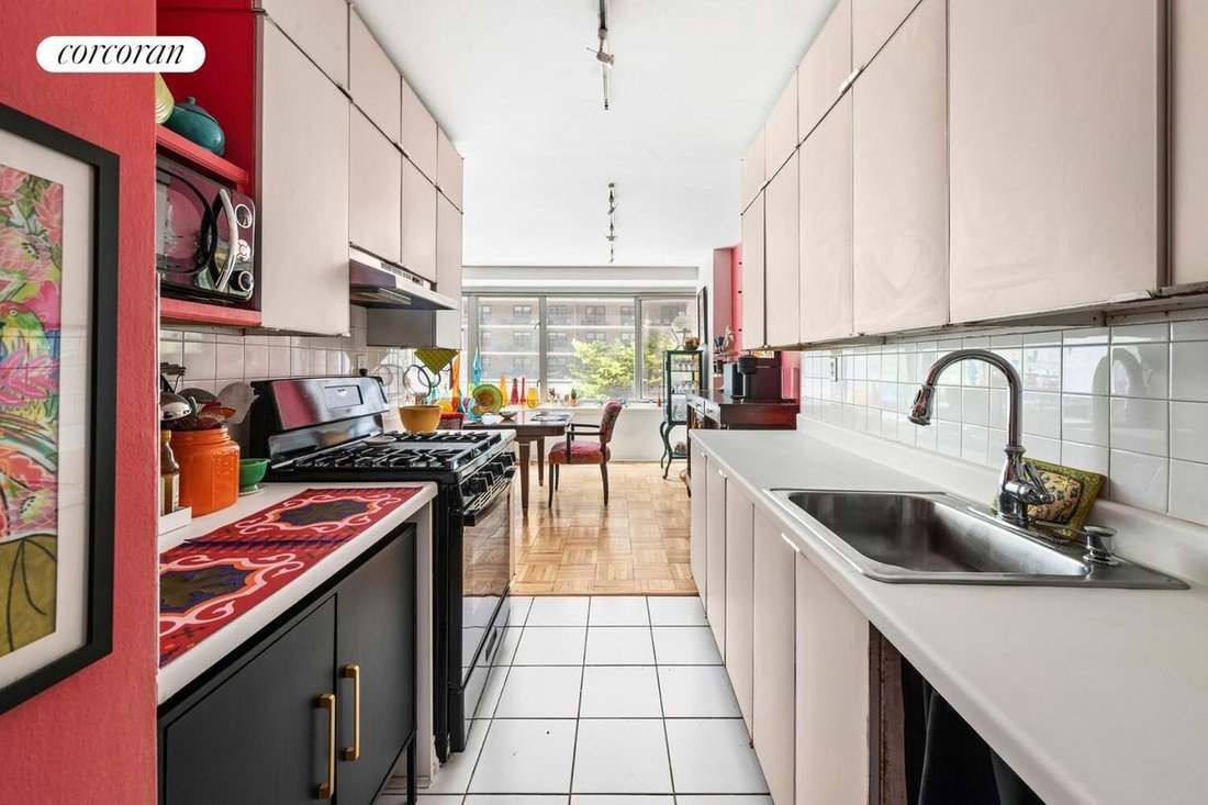 Co Op in New York, New York, United States 4 - 18492231