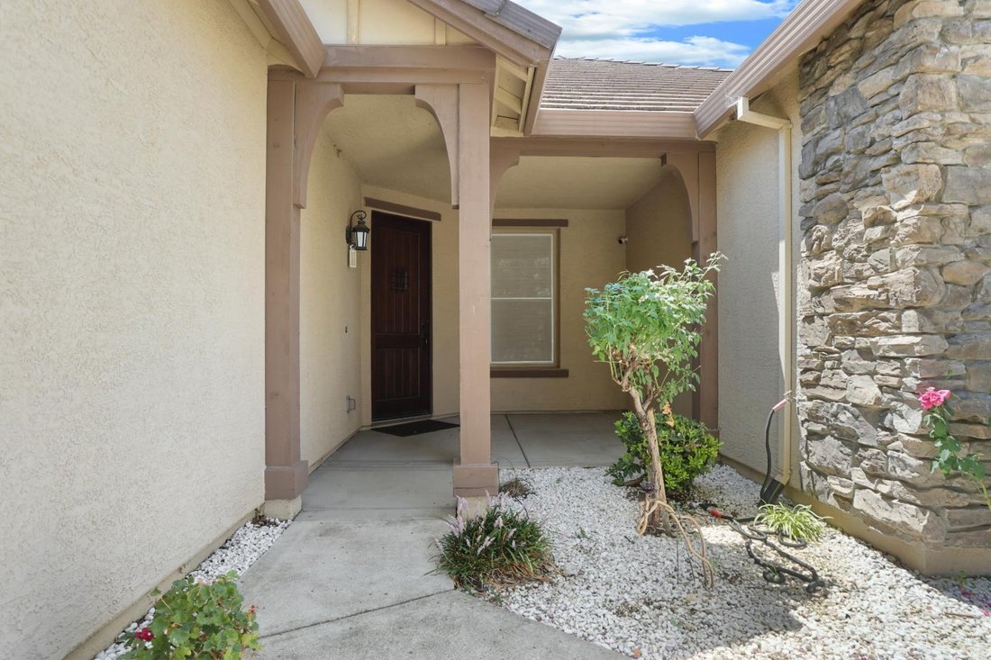 House in Elk Grove, California, United States 2 - 18645052
