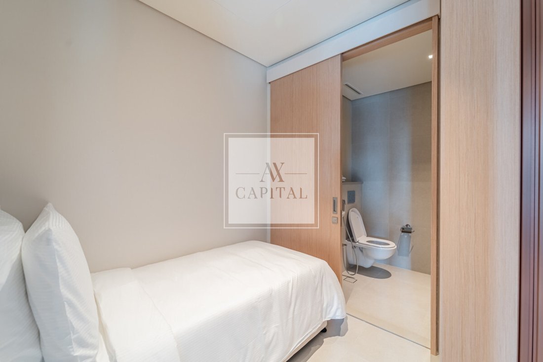 Apartment in Burj Khalifa Lake, Downtown Dubai, Dubai 1 - 18647812