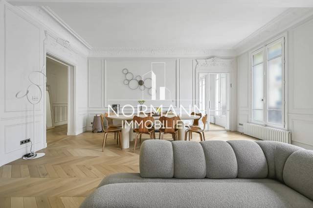 Apartment in Saint Philippe du Roule, Paris 8e Arrondissement, Paris 4 - 16188675
