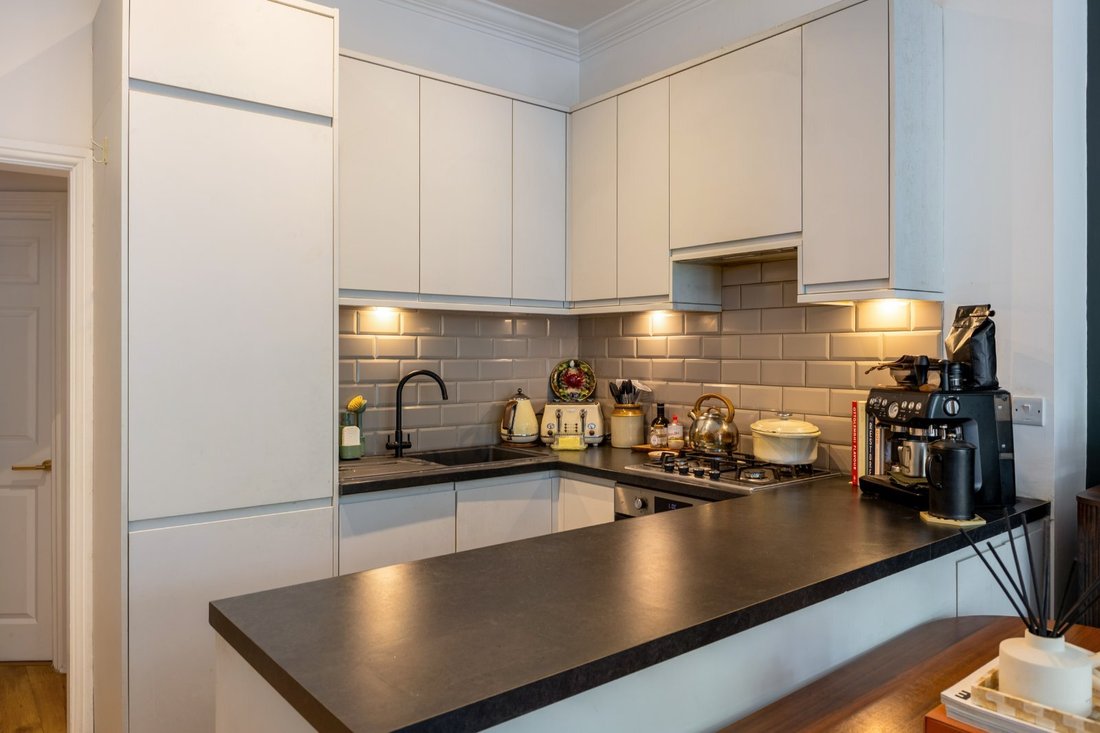 Apartment in Primrose Hill, Camden, England 5 - 18645880