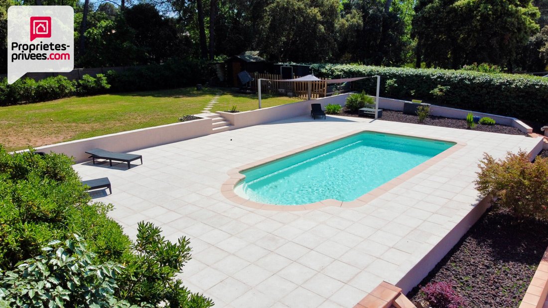 Villa in La Motte, Provence-Alpes-Côte d'Azur, France 2 - 18644690