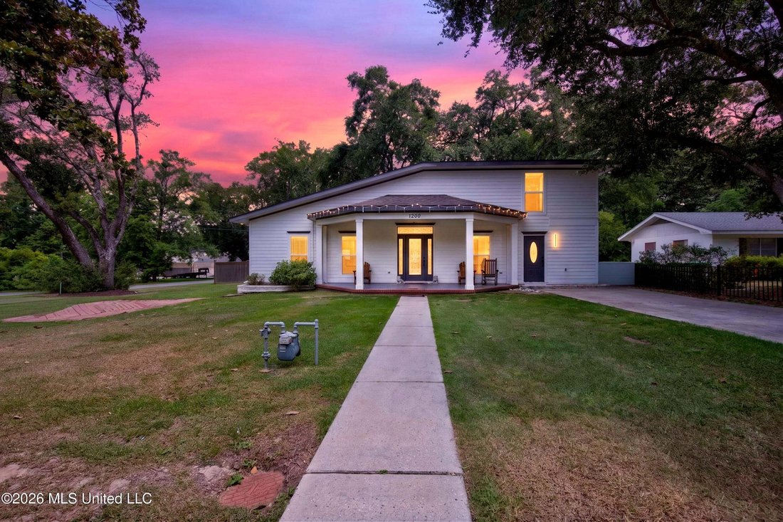 House in Gulfport, Mississippi, United States 1 - 18641856