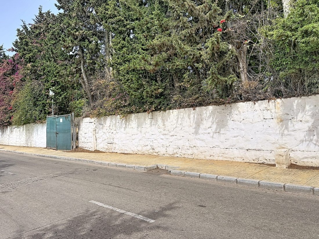 Land in Guadalmina Baja, San Pedro de Alcantara, Spain 4 - 18645729
