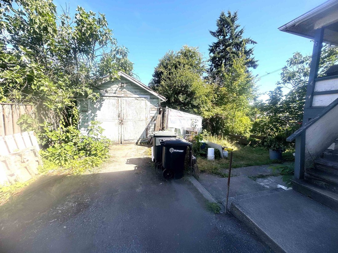 House in Burnaby, British Columbia, Canada 3 - 18648470