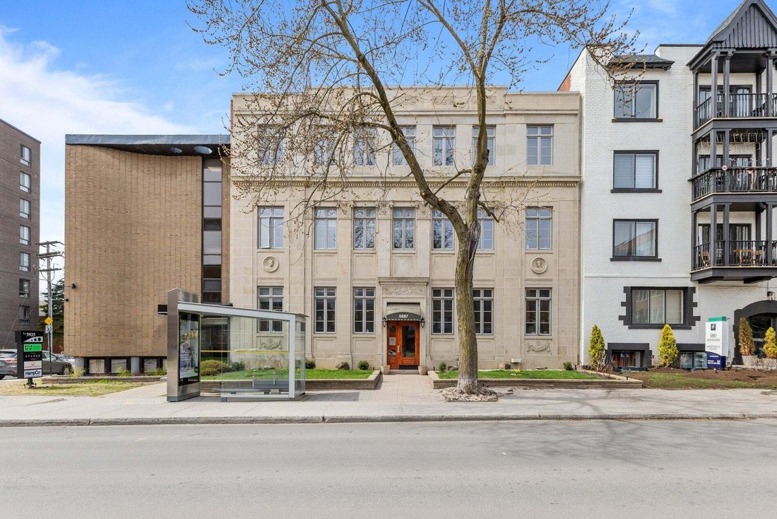 Condo in Montréal, Quebec, Canada 1 - 18643364