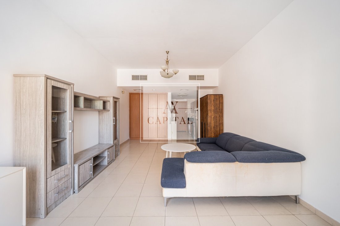Apartment in Downtown Dubai, Dubai, United Arab Emirates 1 - 18647814
