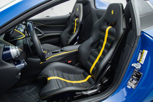 Cabriolet in Fort Lauderdale, FL, United States 5 - 18647728