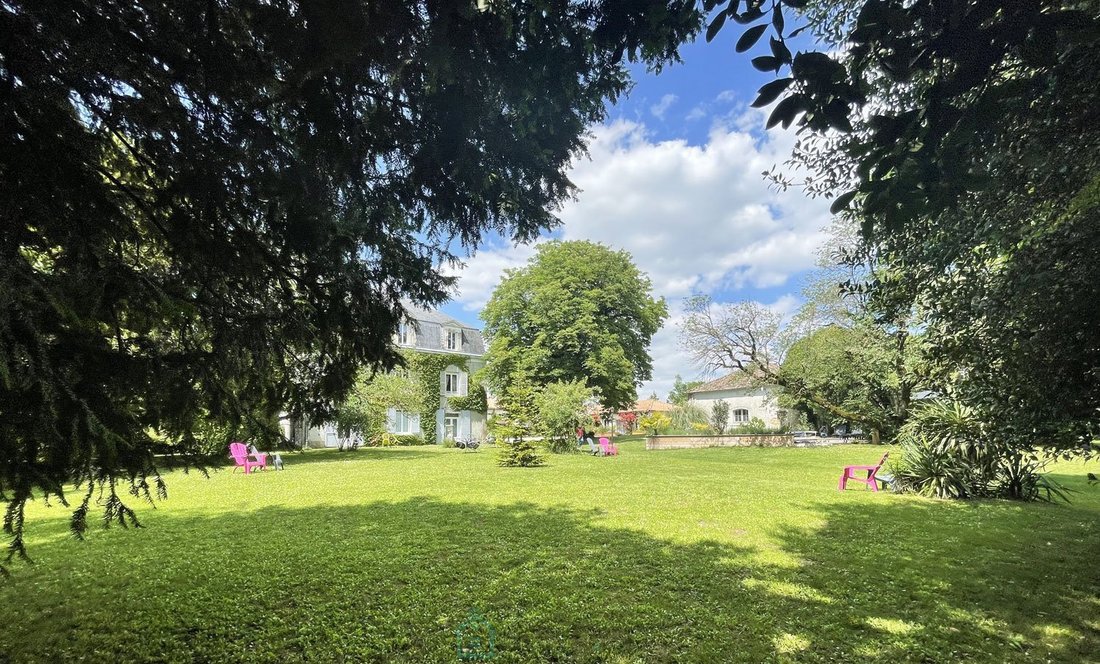 Chateau  en Cherves-Richemont, Val-de-Cognac, Francia 1 - 18647716