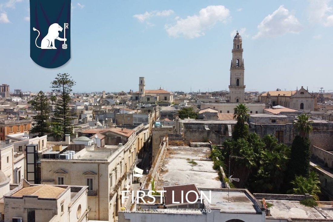 Apartment in Historic Center, Lecce, Apulia 2 - 18648335
