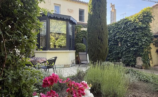 Villa in La Gazelle, Nimes, France 1