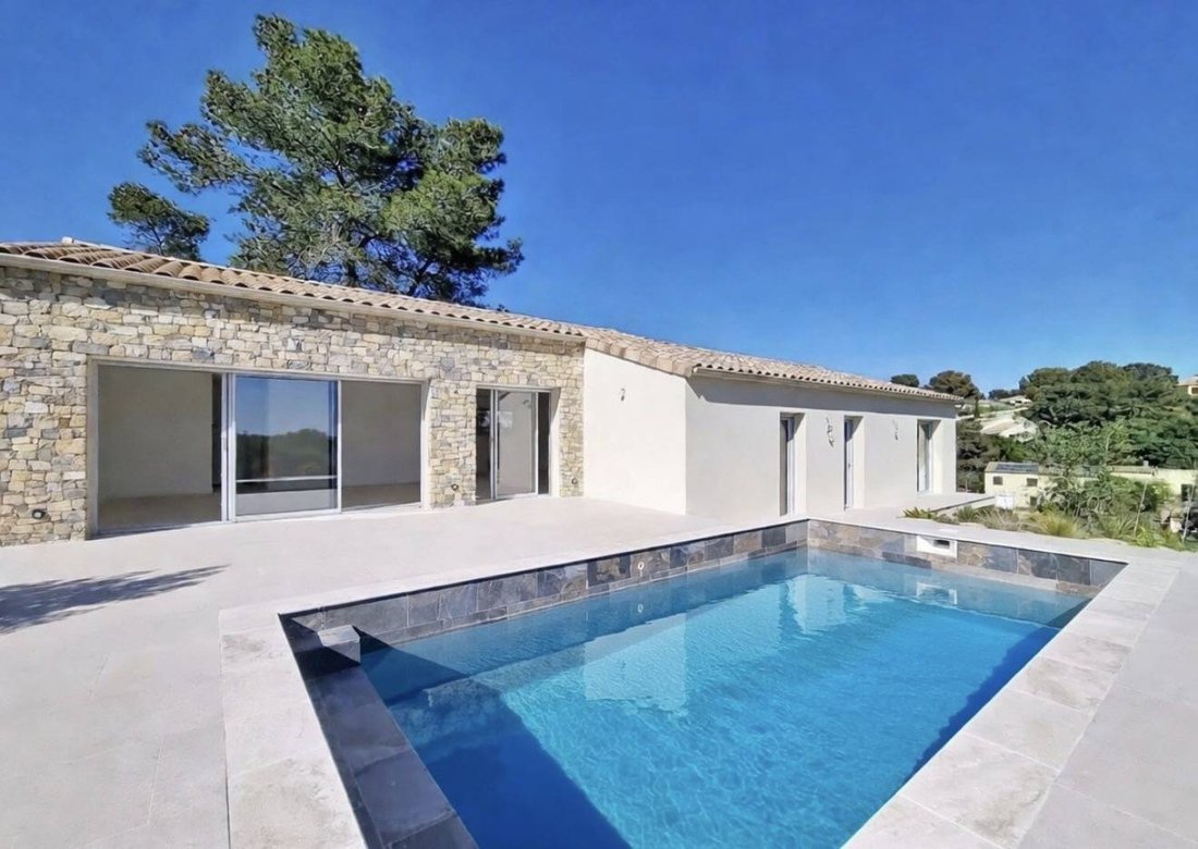 Villa in Alouette, Nimes, France 1 - 18642373
