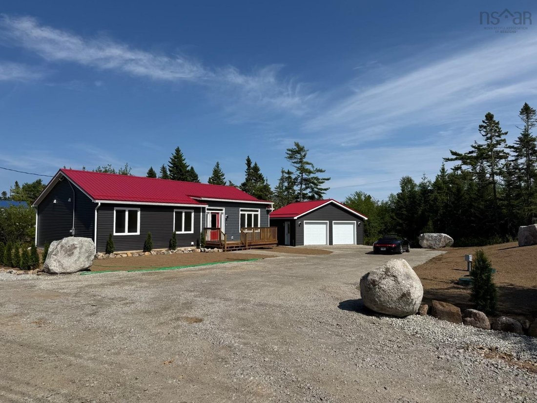 Condo in East River Point, Nova Scotia, Canada 1 - 18643749
