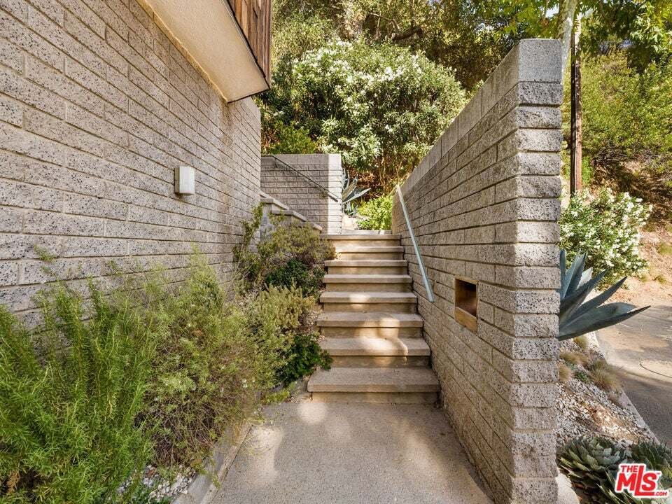 House in Los Angeles, California, United States 4 - 18641870