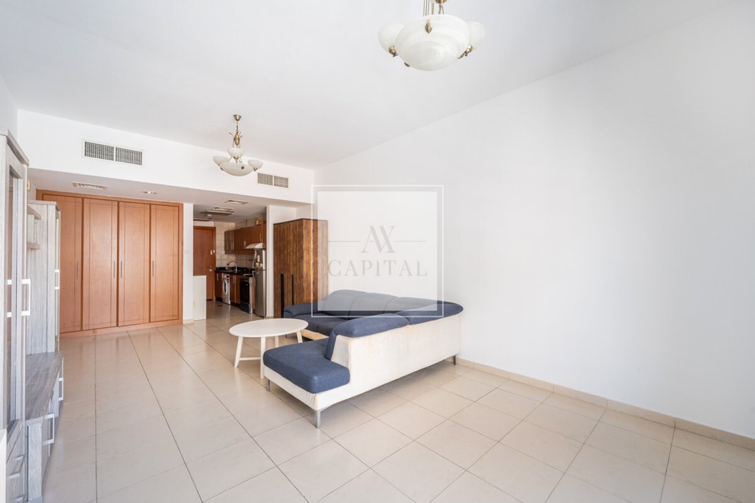 Apartment in Downtown Dubai, Dubai, United Arab Emirates 2 - 18647814