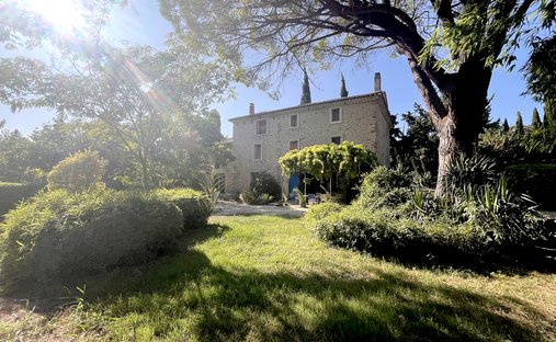 House in Saint-Hippolyte-le-Graveyron, Provence-Alpes-Côte d'Azur, France 1