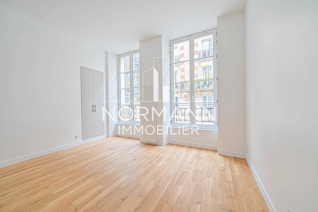 Apartment in Invalides, Paris 7e Arrondissement, Paris 4 - 18447577