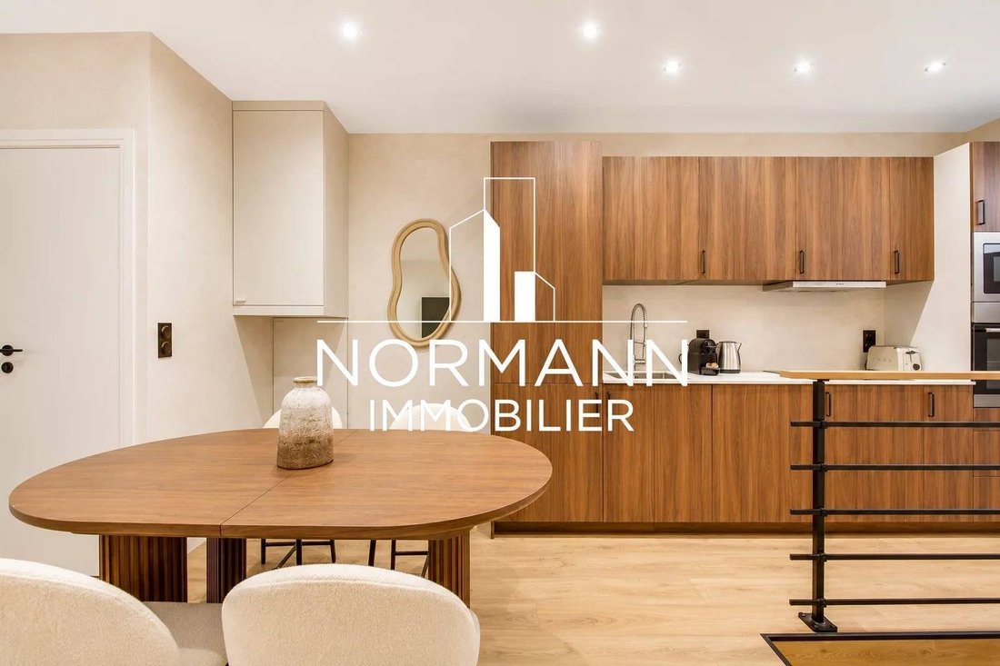 Apartment in Pereire-Malesherbes, Paris 17e Arrondissement, Paris 2 - 18312443