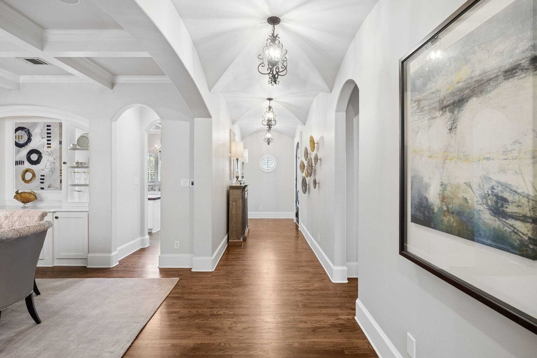 House in Grapevine, Texas, United States 4 - 18648427