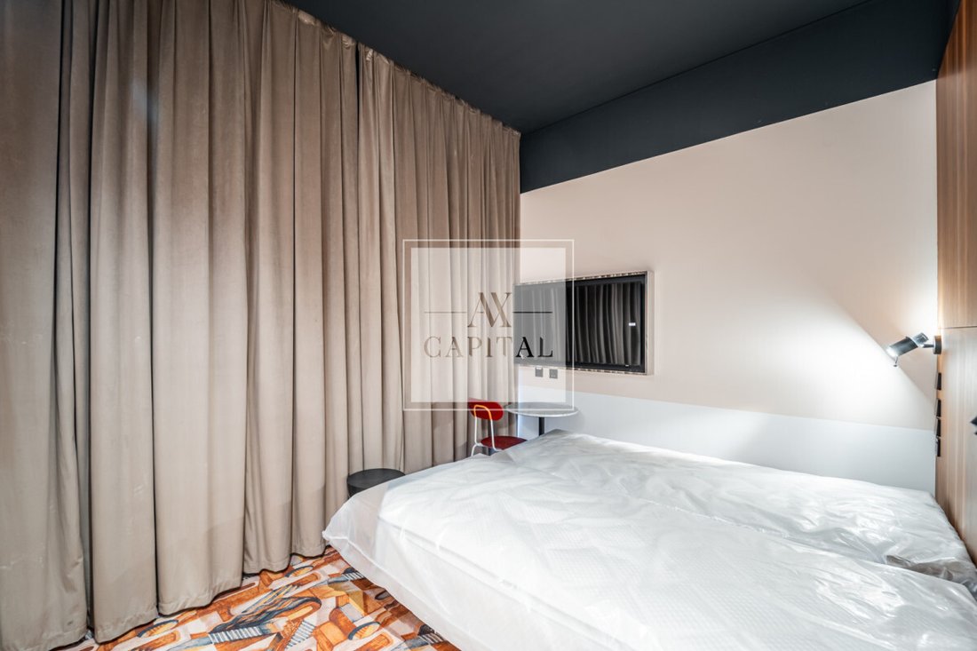 Apartment in Business Bay, Dubai, United Arab Emirates 3 - 18648230