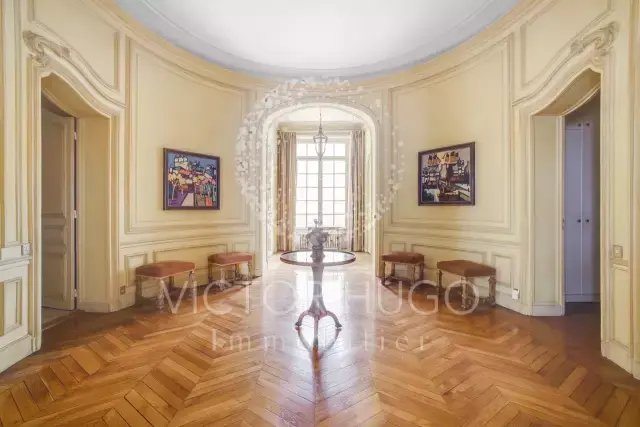 Apartment in Bois de Boulogne, Paris 16e Arrondissement, Paris 4 - 15868981