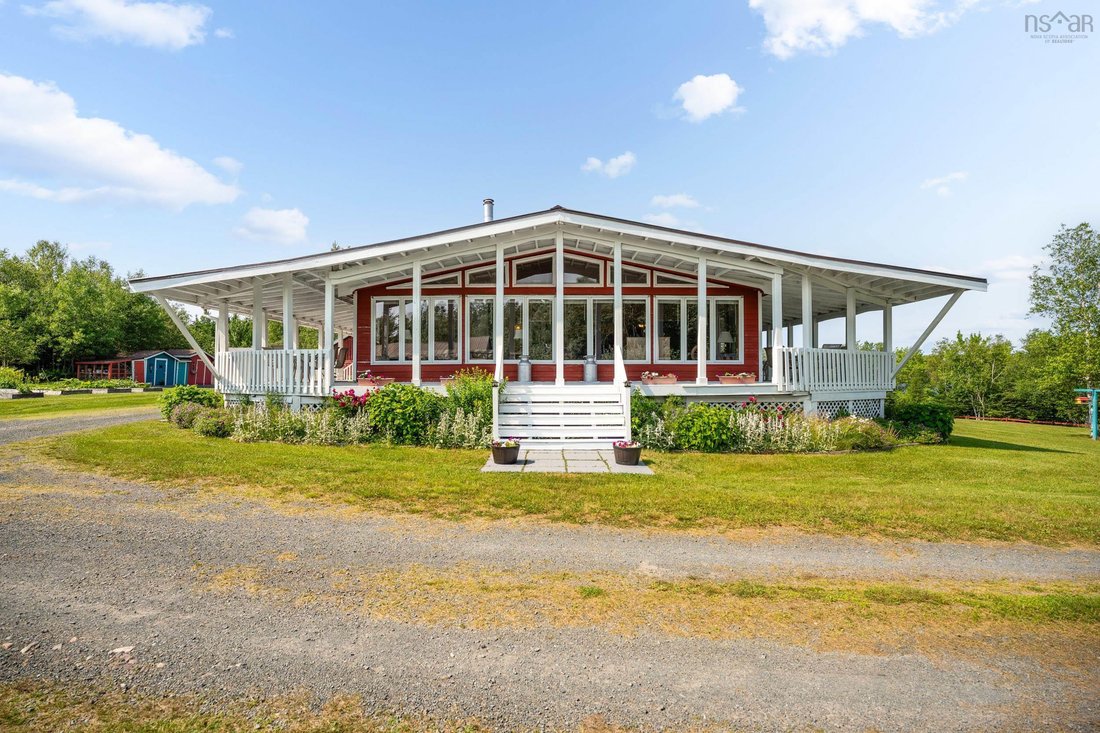 House in Pinevale, Nova Scotia, Canada 4 - 18643409