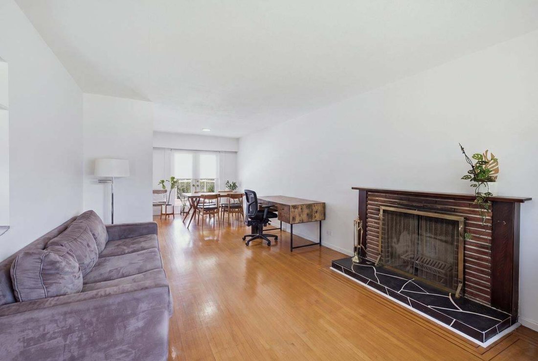 House in Burnaby, British Columbia, Canada 4 - 18643983