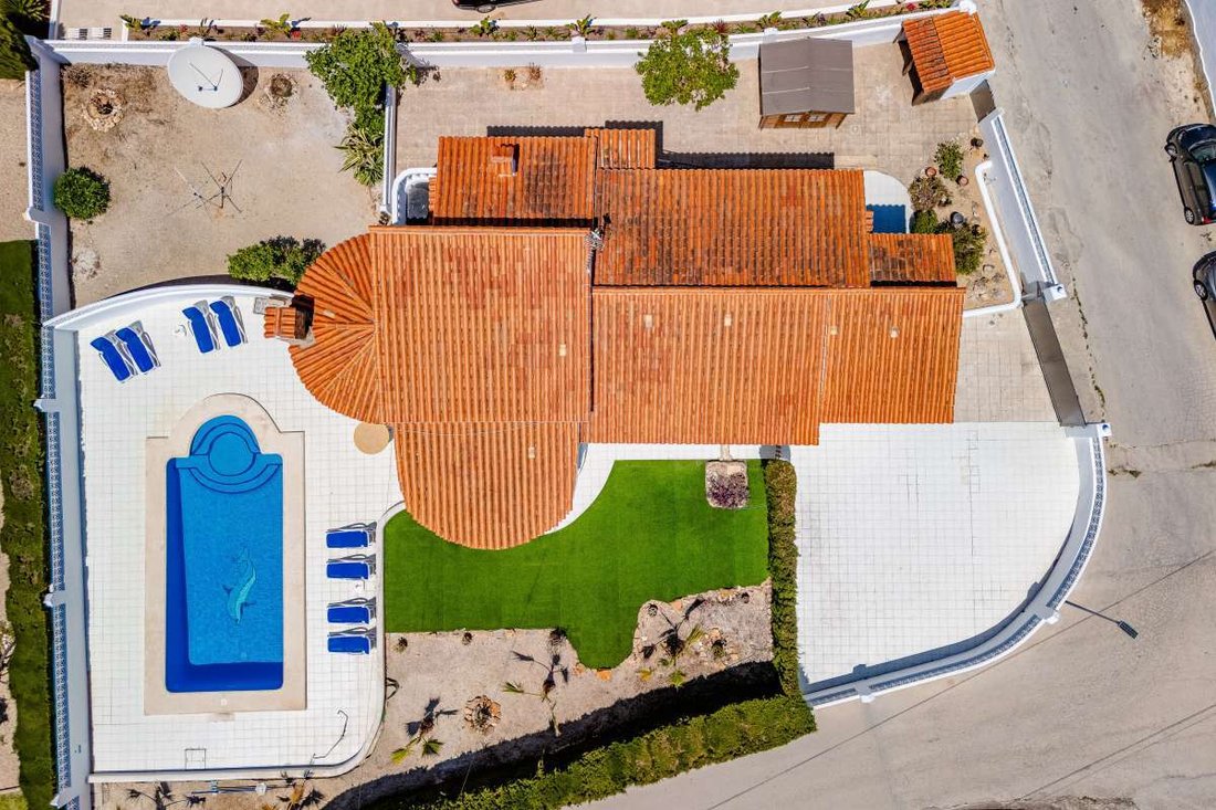 Villa in Calp / Calpe, Valencian Community, Spain 2 - 18644171