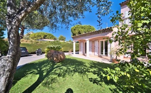 House in Le Port, Villefranche-sur-Mer, France 1