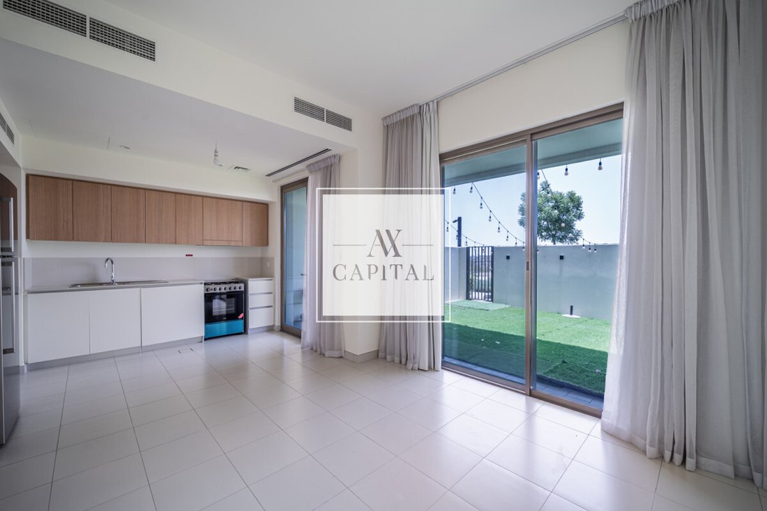 Townhouse in Business Bay, Dubai, United Arab Emirates 2 - 18648004